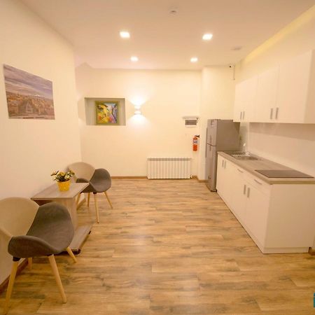 Armenian Inn Yerevan Ngoại thất bức ảnh