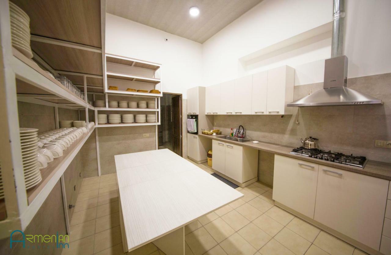 Armenian Inn Yerevan Ngoại thất bức ảnh