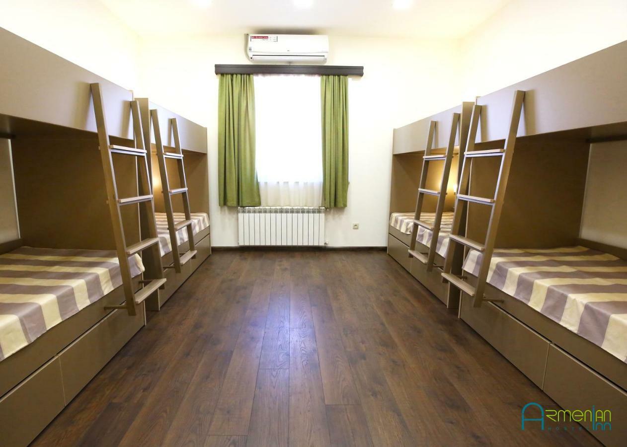Armenian Inn Yerevan Ngoại thất bức ảnh